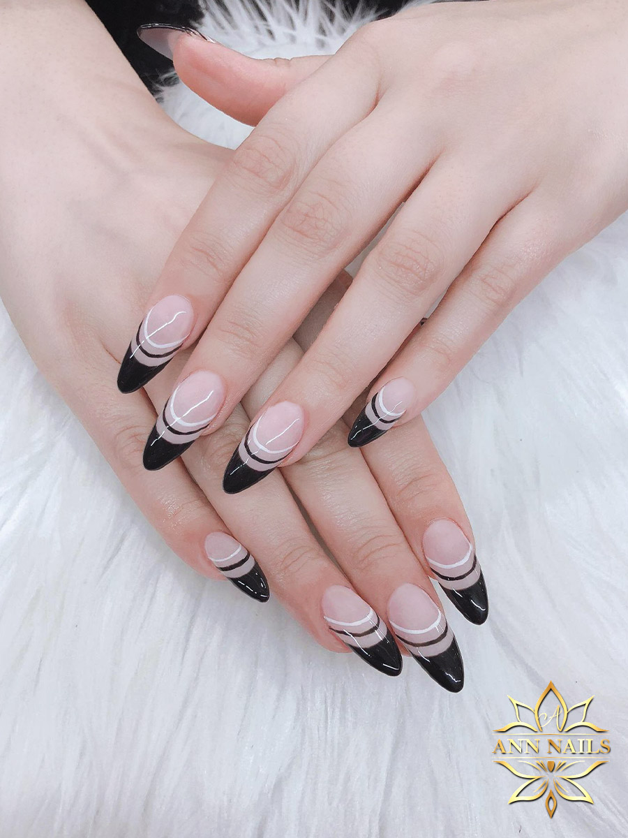 Ann Nails