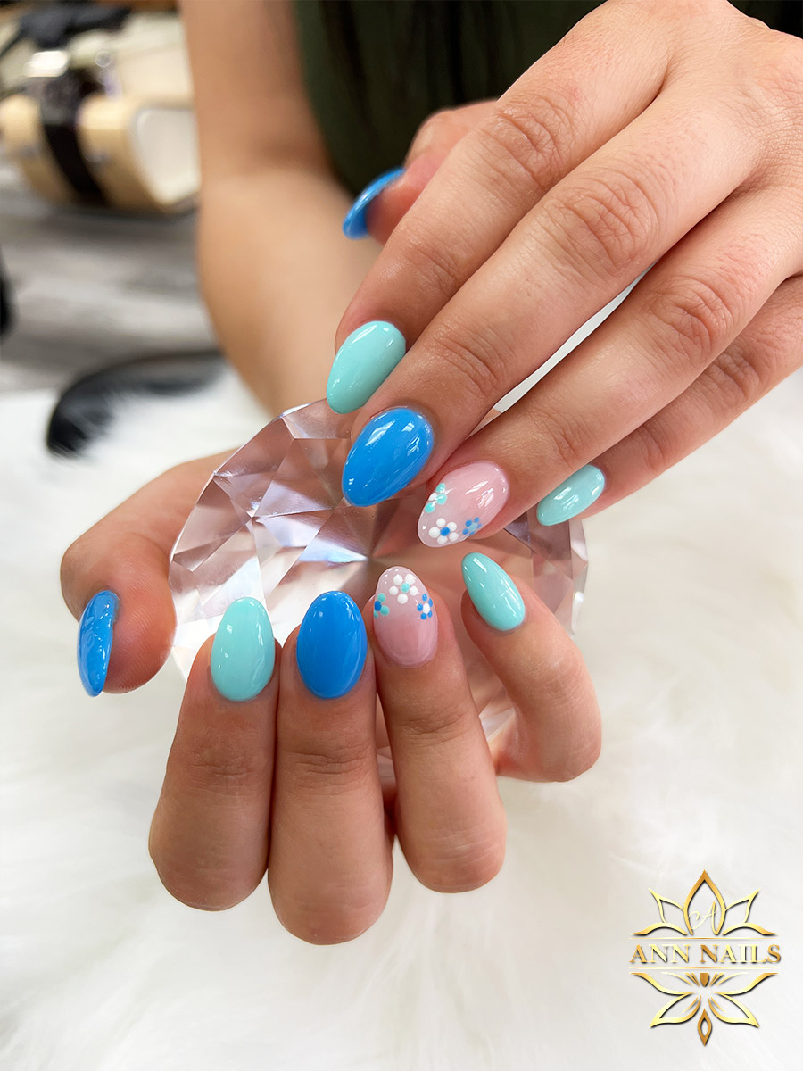 Ann Nails